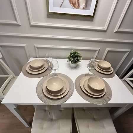Apartamenty Kielce- Apartament Rubin Przy Zalew Kielecki, Faktura, Parking, Centrum المظهر الخارجي الصورة