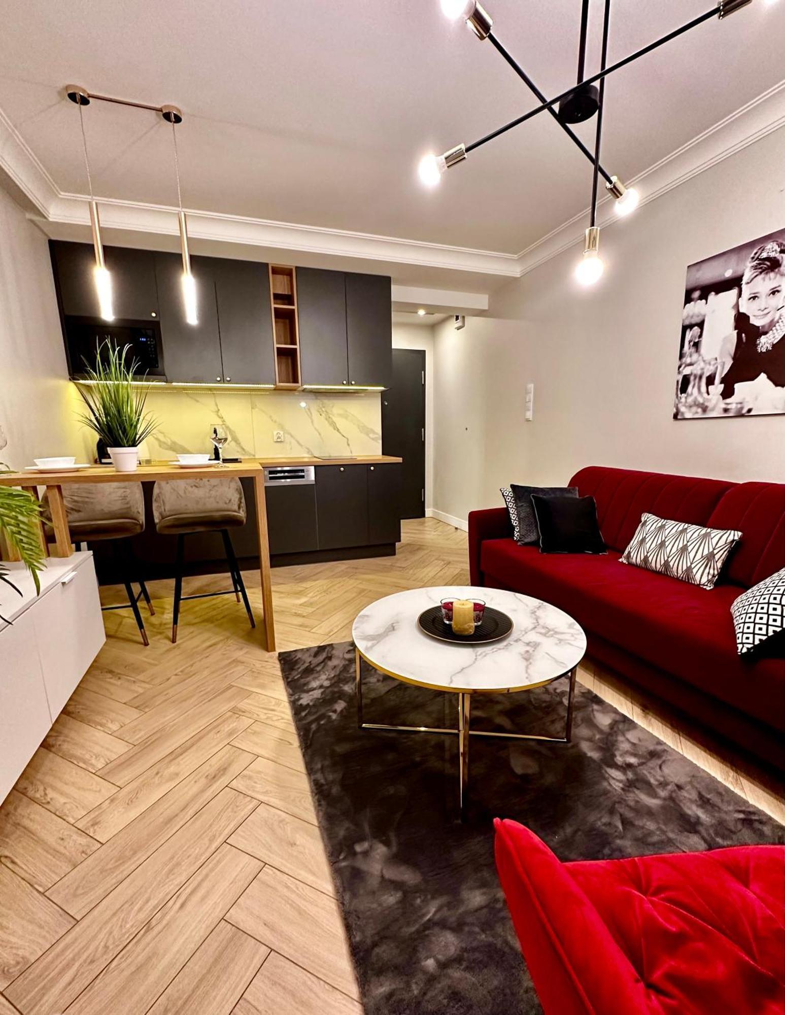 Apartamenty Kielce- Apartament Rubin Przy Zalew Kielecki, Faktura, Parking, Centrum المظهر الخارجي الصورة