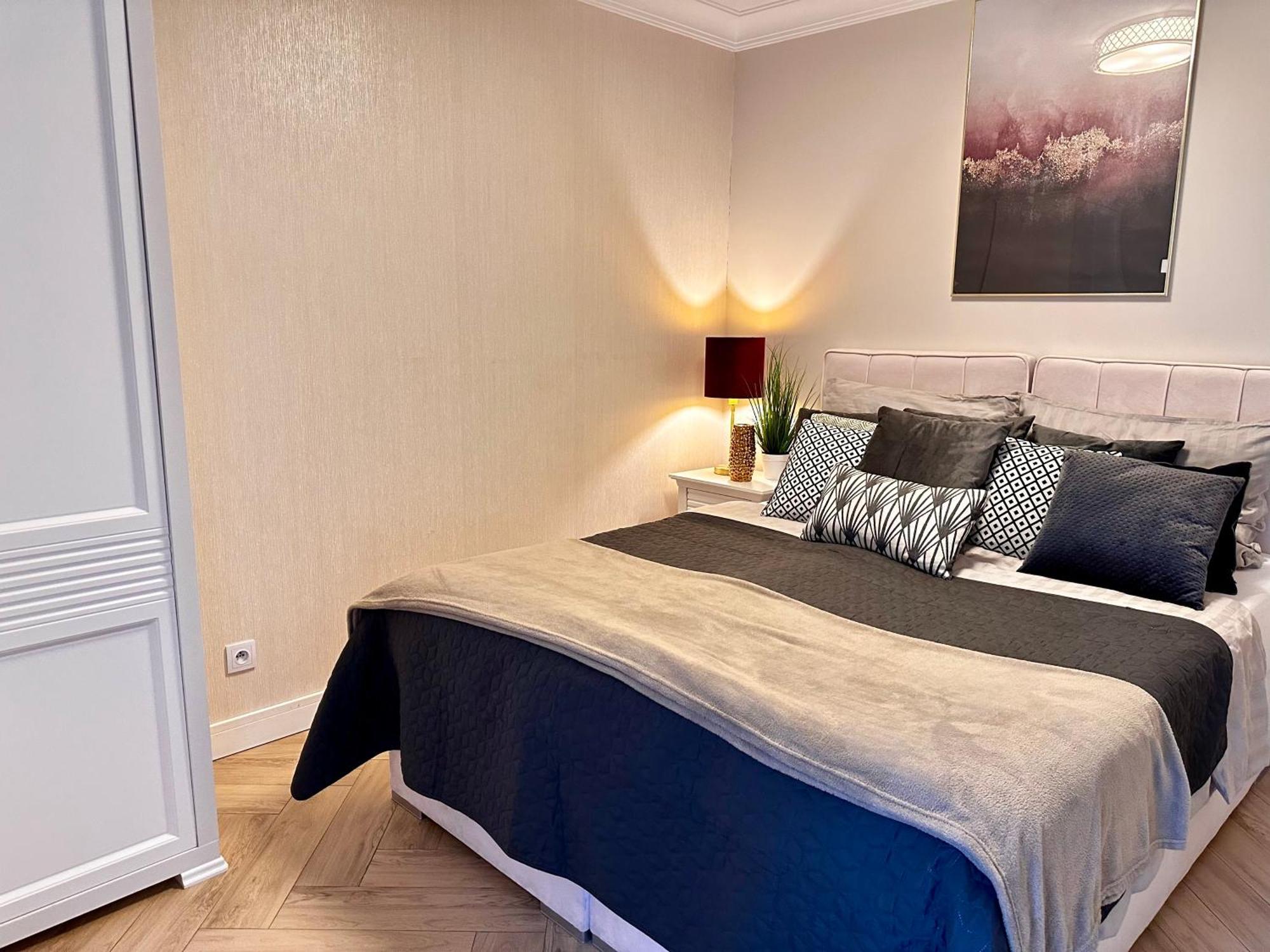 Apartamenty Kielce- Apartament Rubin Przy Zalew Kielecki, Faktura, Parking, Centrum المظهر الخارجي الصورة