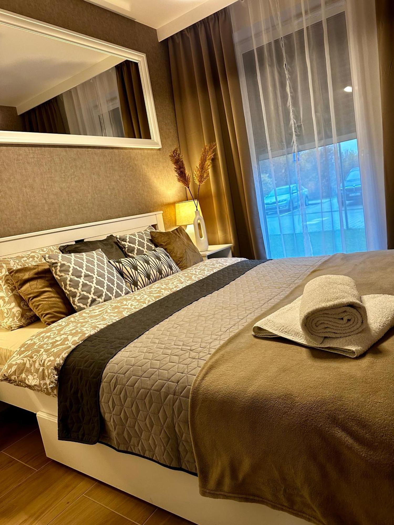 Apartamenty Kielce- Apartament Rubin Przy Zalew Kielecki, Faktura, Parking, Centrum المظهر الخارجي الصورة