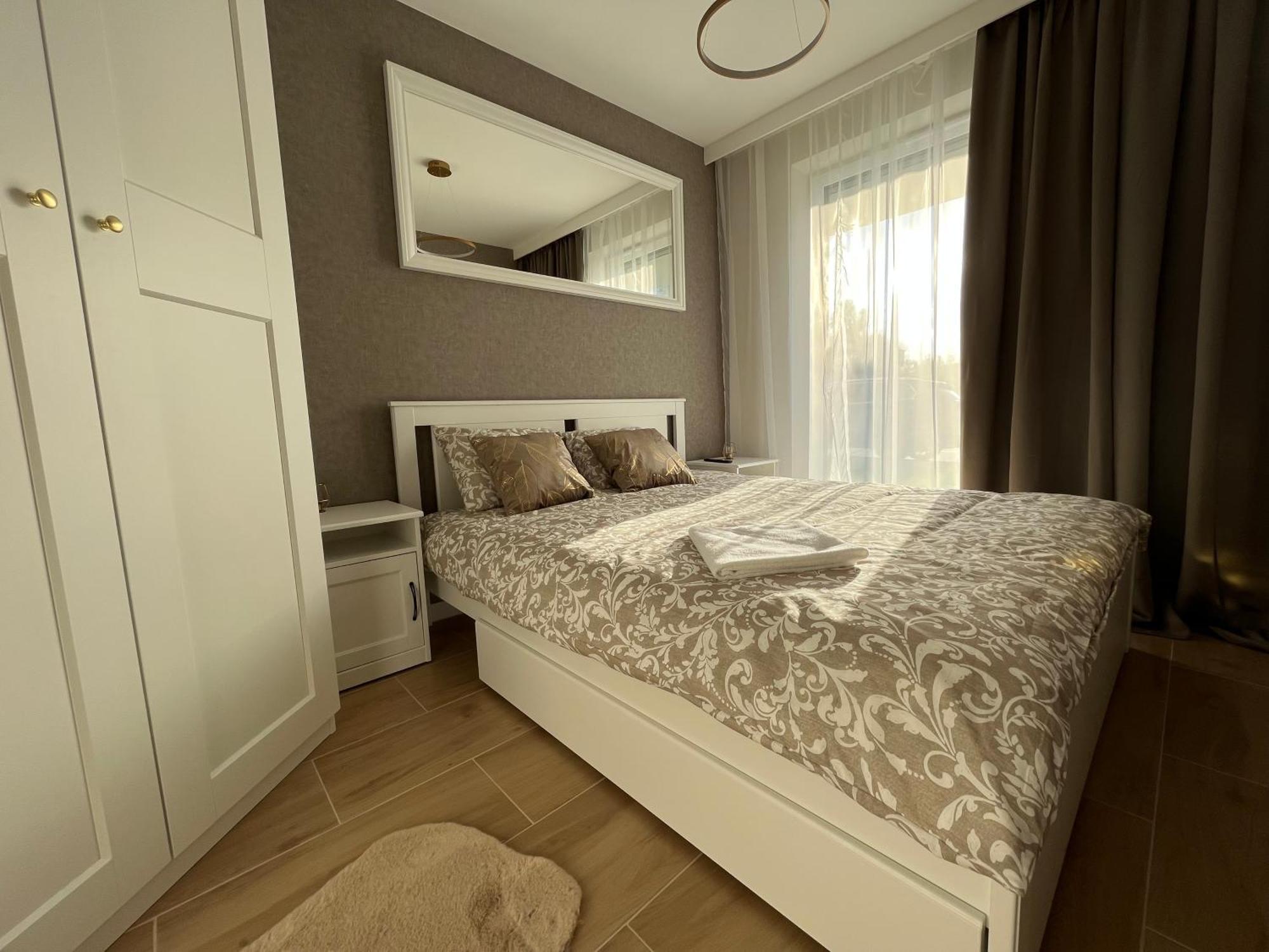 Apartamenty Kielce- Apartament Rubin Przy Zalew Kielecki, Faktura, Parking, Centrum المظهر الخارجي الصورة